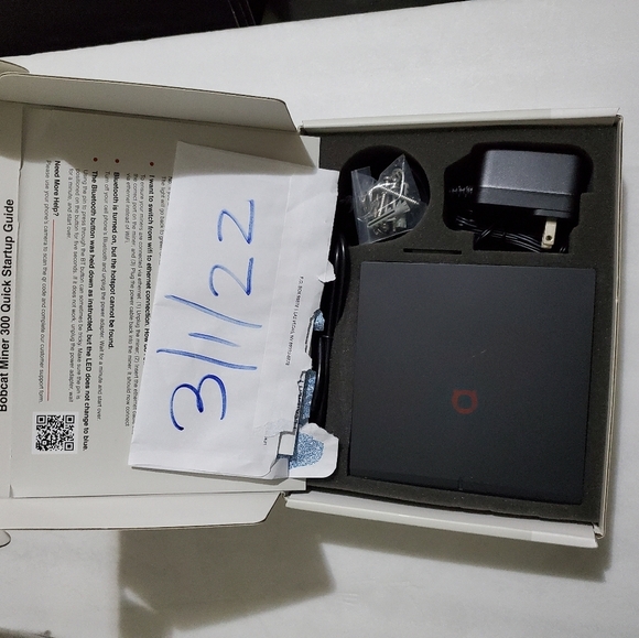 Helium Bobcat 300 Miner Hotspot IOT HNT Device - Picture 5 of 5